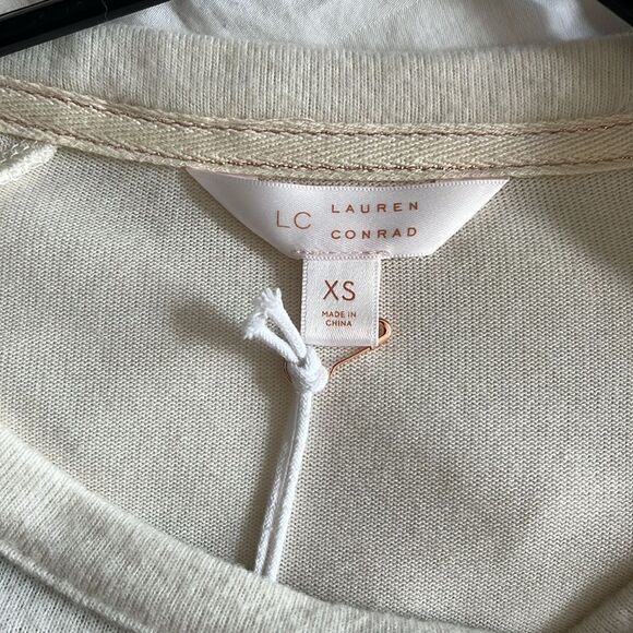 Lauren Conrad Pullover sweater with Bell Sleeves Size XS NWT Cream - Picture 3 of 7